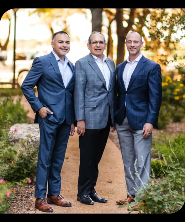 block-with-tabs-floating-image-local-bankers2-san-antonio-team